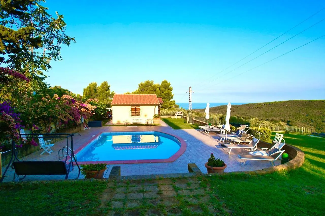Villa Toscagialla San Vincenzo Italy